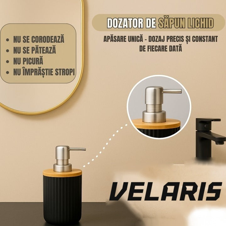 Set de baie 6 piese, negru mat cu accente de lemn, coș gunoi, perie WC, dispenser, pahar