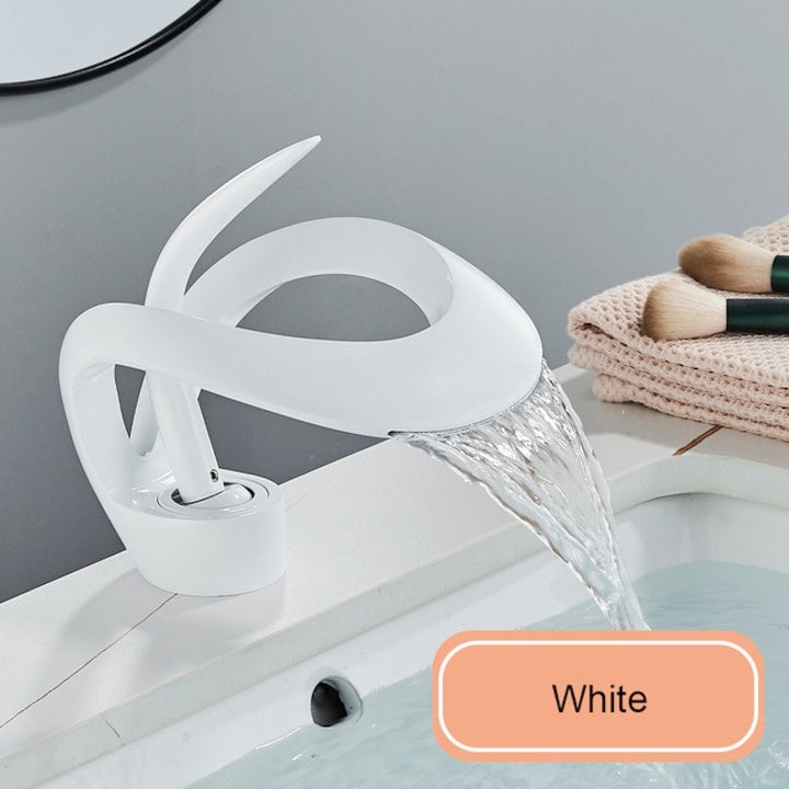 Baterie chiuveta crom cascada 15 cm design nordic alb