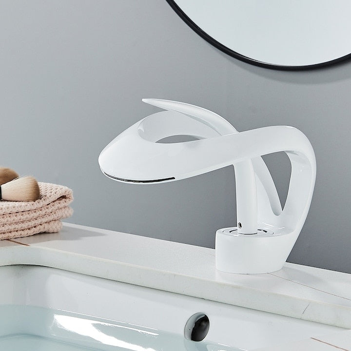 Baterie chiuveta crom cascada 15 cm design nordic alb