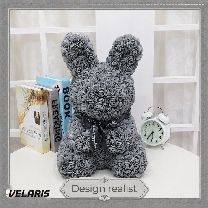 Iepuraș decorativ trandafiri spumă gri 45 cm cu fundă, cutie cadou, decor elegant