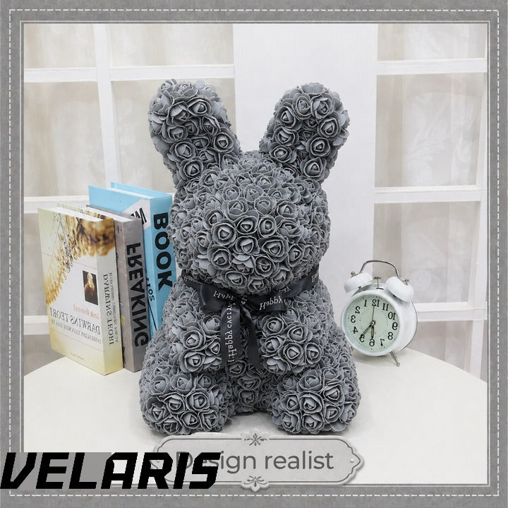 Iepuras Decorativ din Trandafiri Spuma Gri 45 cm cu Fundita Cutie Cadou Inclusa Decor Elegant