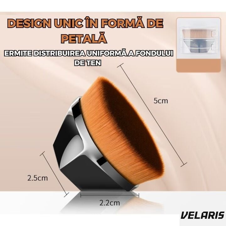 Pensulă kabuki pentru fond de ten, ultra-soft, design ergonomic, neagră