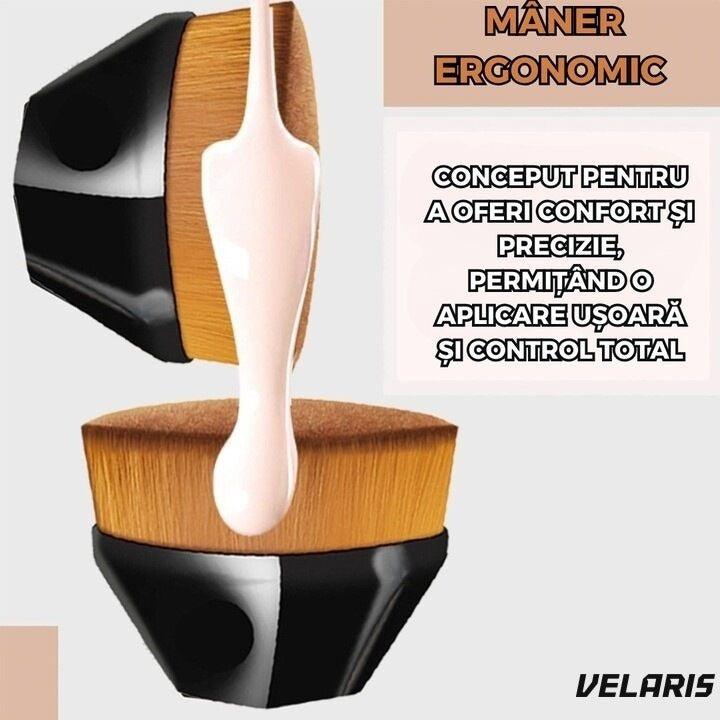 Pensulă kabuki pentru fond de ten, ultra-soft, design ergonomic, neagră