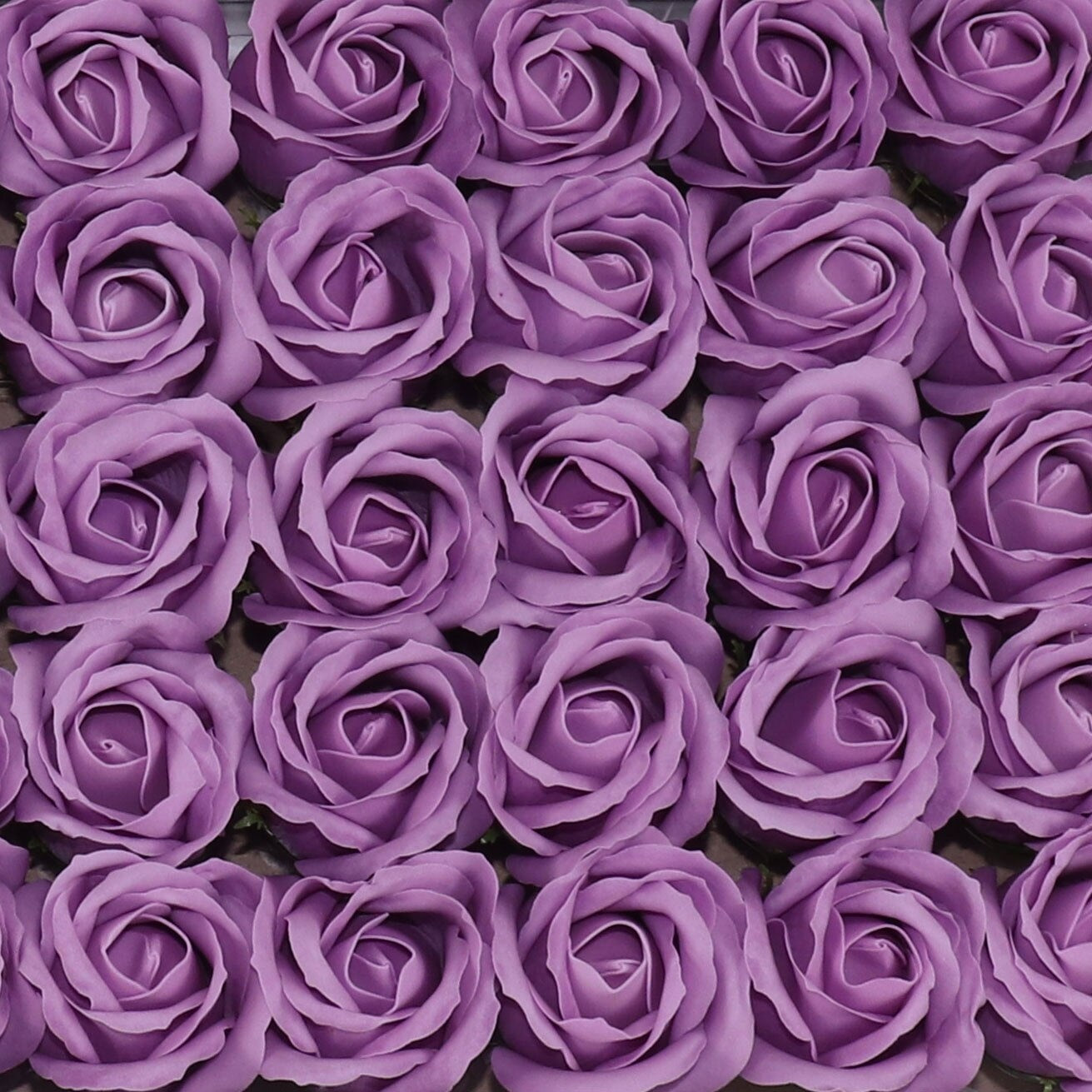 Set 50 Trandafiri din Săpun, 5x5 cm, Lavandă, Decorație Elegantă