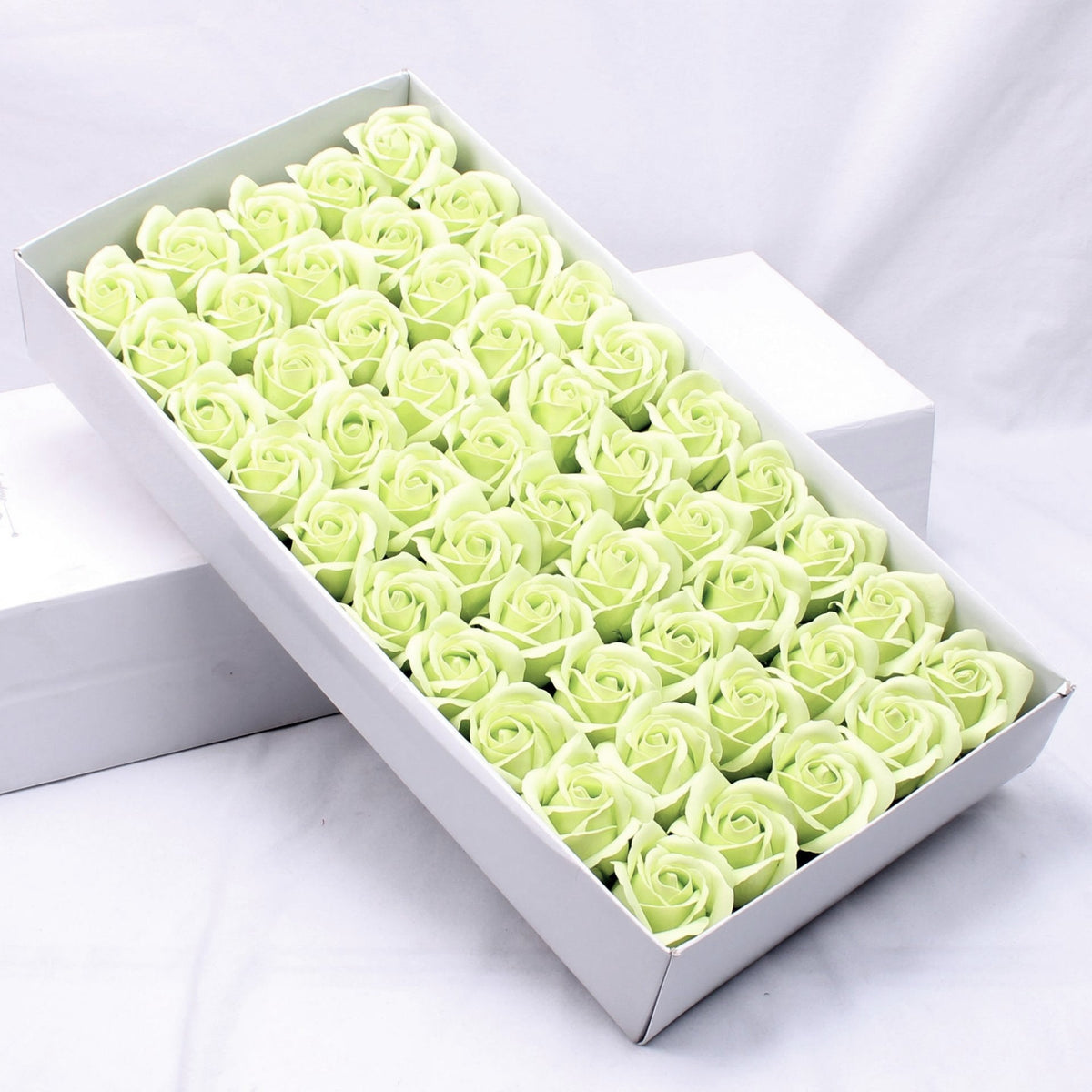 Set 50 Trandafiri din Săpun, 5x5 cm, Verde Limeriu, Decorație Elegantă