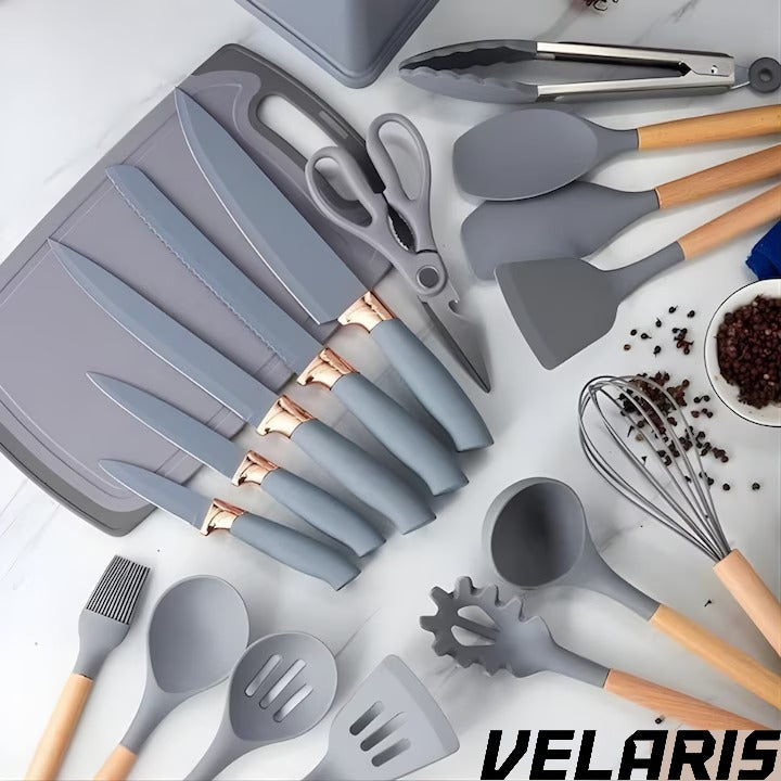 Set Ustensile Bucatarie 19 Piese Silicon Termorezistent si Bambus, Cutite Inox, Suport Organizator Compact, Design Gri Elegant
