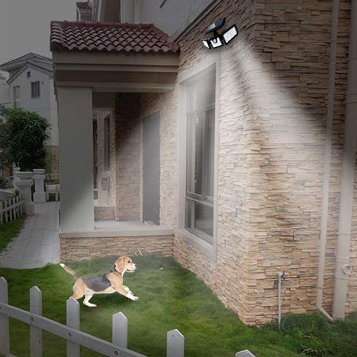 Lampa solară perete cu 74 LED, senzor solar, 3000mAh, IP65, 550 lumeni