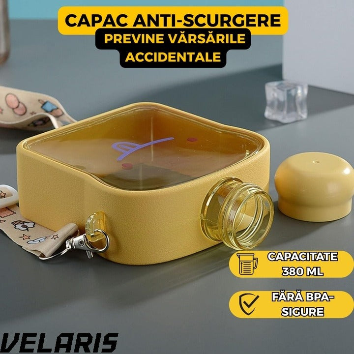 Sticla de Apa pentru Copii Forma Toast, 380 ml, Fara BPA, Anti-Scurgere, Capac Etans, Curea Reglabila de Transport, Usor de Curatat, Galben
